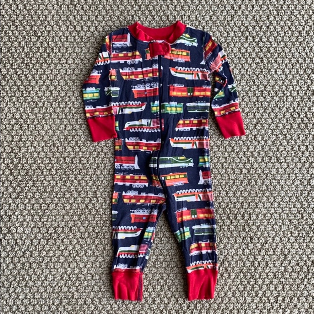 Hanna Andersson TRAIN pajamas size 70